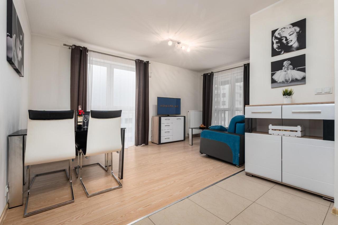 Al Krakowska 291A By Homeprime Varšava Exteriér fotografie