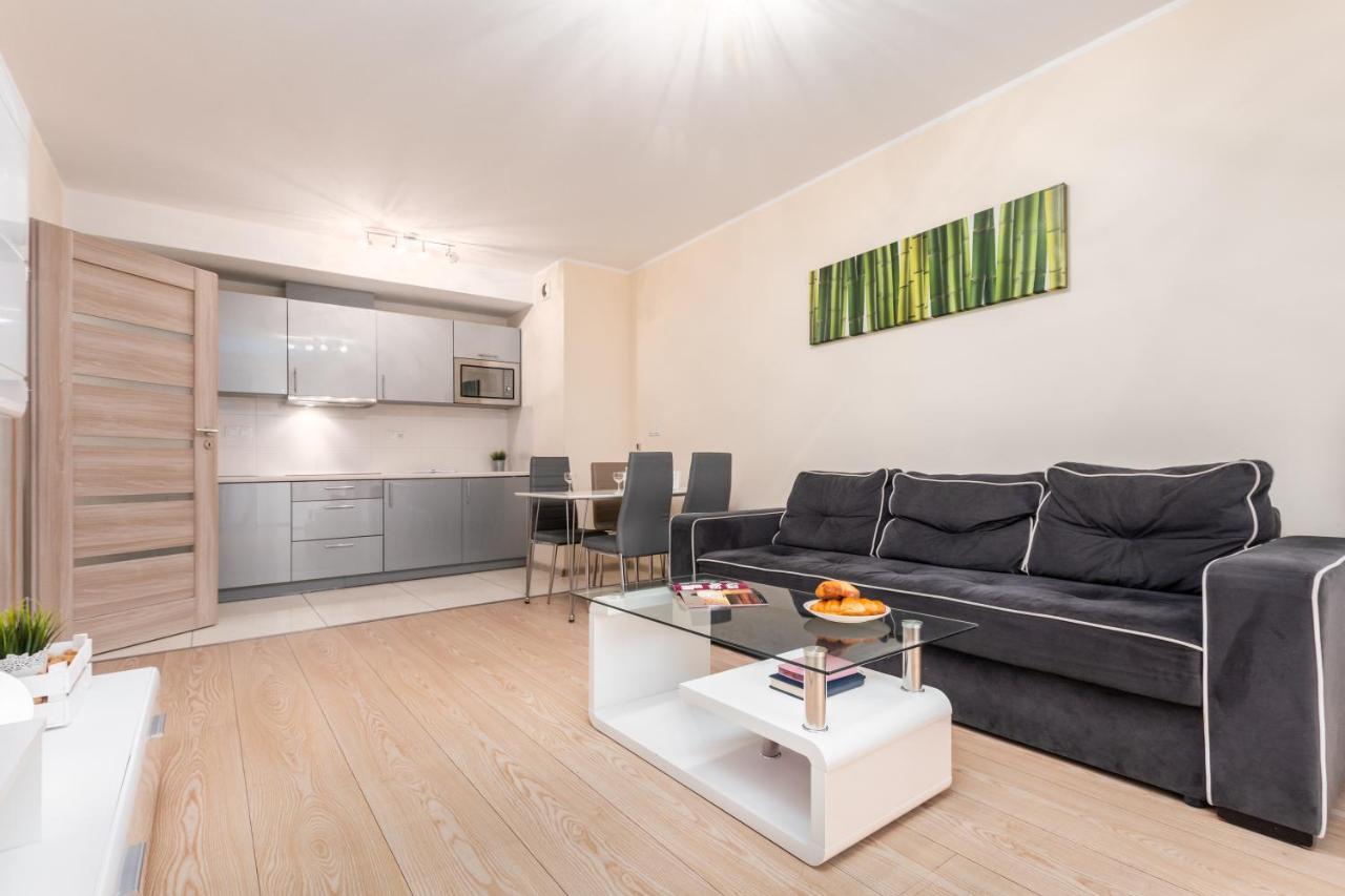 Al Krakowska 291A By Homeprime Varšava Exteriér fotografie
