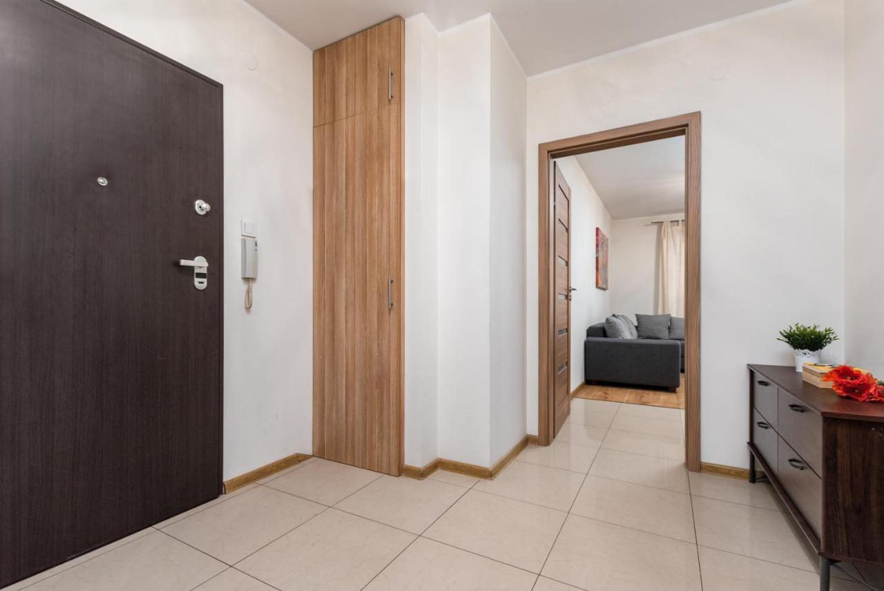 Al Krakowska 291A By Homeprime Varšava Exteriér fotografie